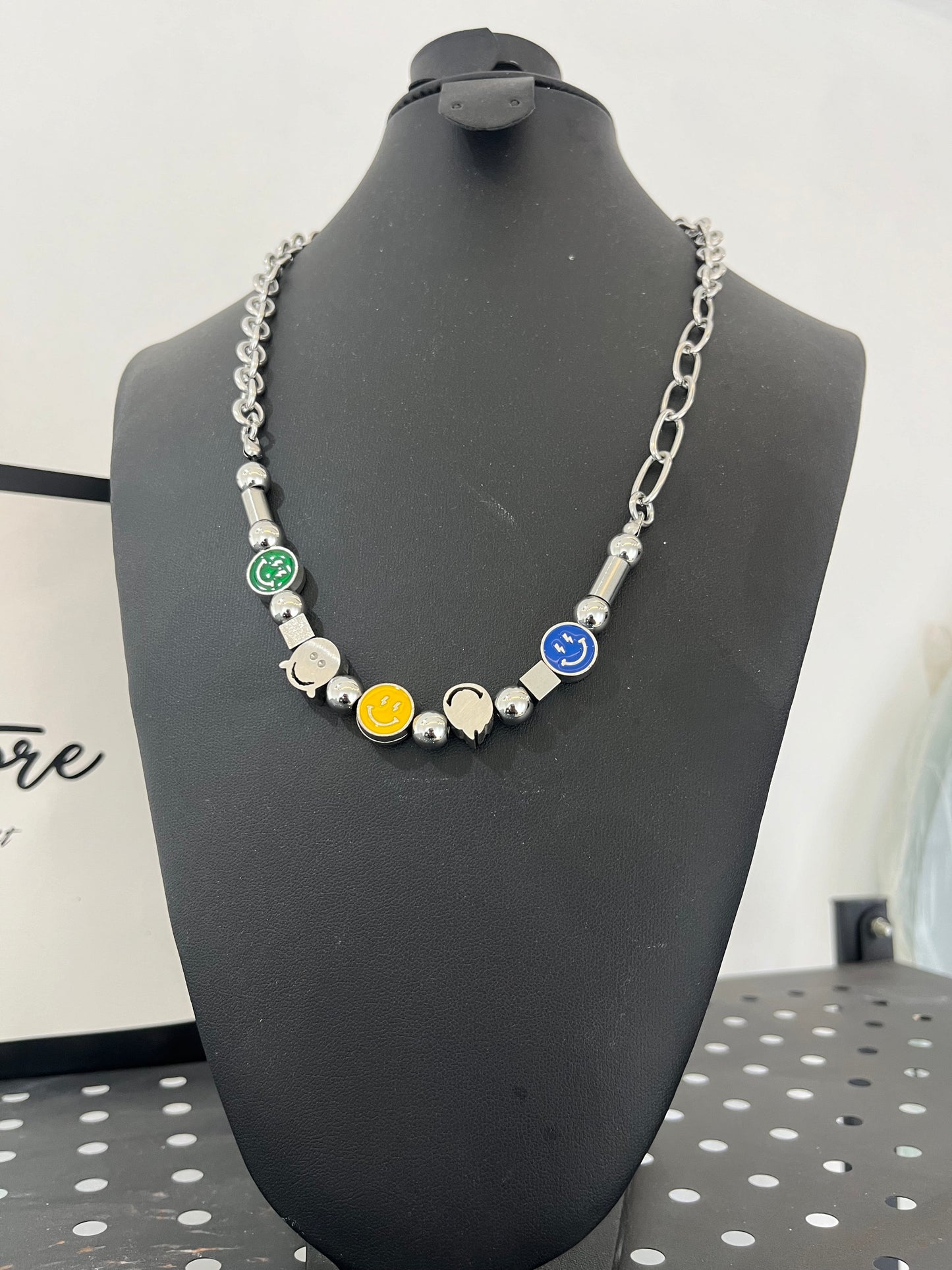 Smiley Color Necklace