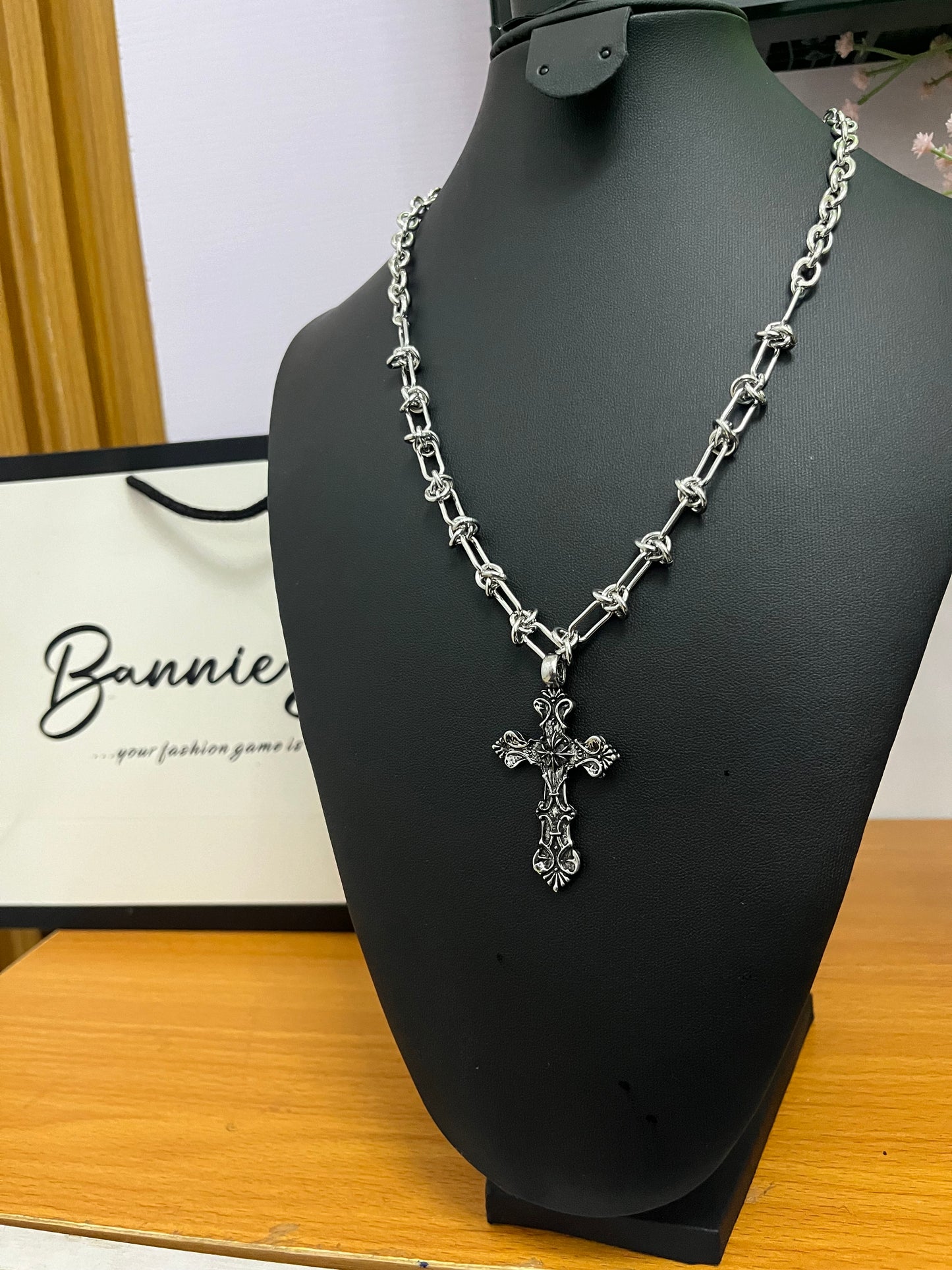 Linked Necklace